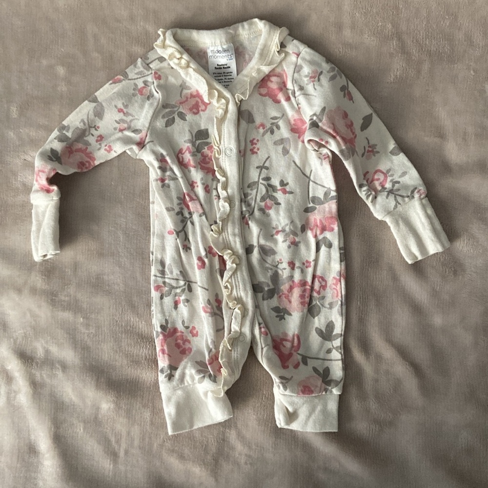Newborn bundle - Picture 4 of 8